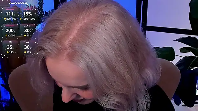 LianaFord online show from 09.11.25