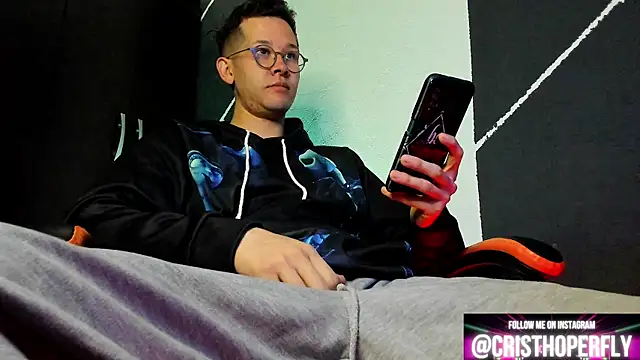 Snapshot of Cris_myster chatting on 10.08.25 Cris myster online show from 10.08.25