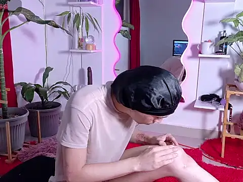 Snapshot of hairy21dick chatting on 05.27.26 hairy21dick online show from 05.27.26