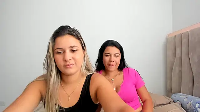 Snapshot of Lana_Sofia1 chatting on 09.10.25 Lana Sofia1 online show from 09.10.25