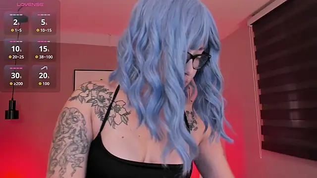 Snapshot of _asami_chieko_ chatting on 11.13.25 asami chieko online show from 11.13.25