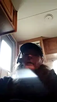 truckerlove69 online show from 12.04.24