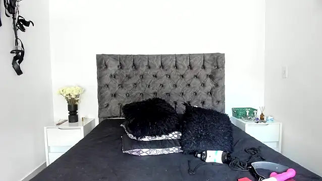 sweet  wild online show from 07.30.26