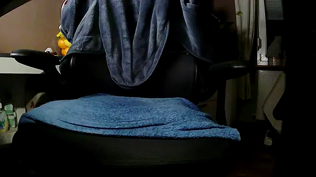 suedel65 online show from 11.26.25