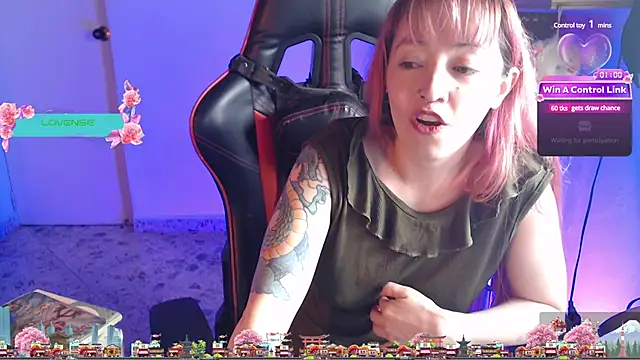 pink-2022 online show from 12.17.24