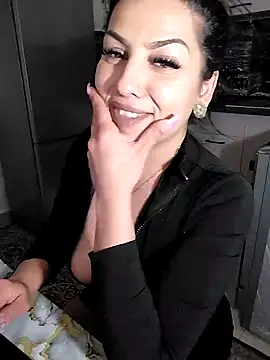 Snapshot of hot-babygirl chatting on 02.13.25 hot-babygirl online show from 02.13.25