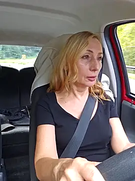 Snapshot of HotLana69 chatting on 09.18.25 HotLana69 online show from 09.18.25