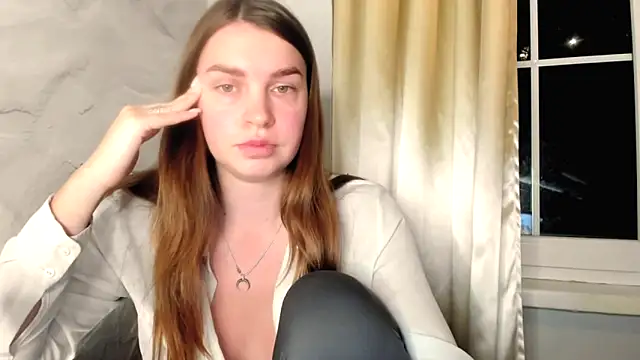 Snapshot of RubySkot chatting on 02.08.25 RubySkot online show from 02.08.25