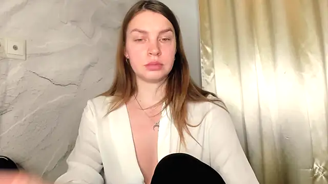 Snapshot of RubySkot chatting on 02.15.25 RubySkot online show from 02.15.25