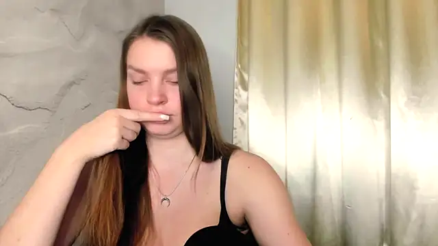 Snapshot of RubySkot chatting on 02.22.25 RubySkot online show from 02.22.25