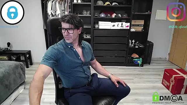 samricci21 online show from 04.07.26