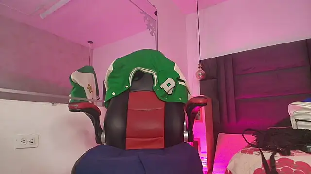 Snapshot of arletmss chatting on 03.01.25 arletmss online show from 03.01.25