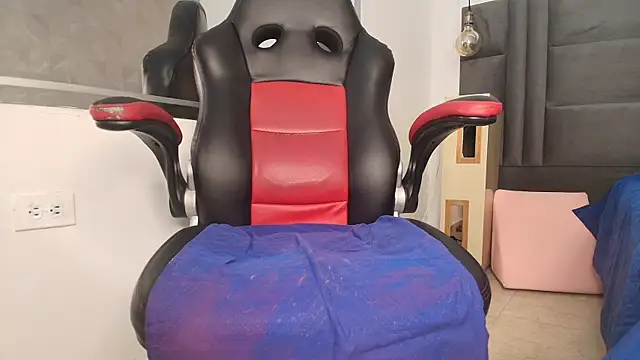 Snapshot of arletmss chatting on 03.10.25 arletmss online show from 03.10.25