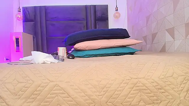 Snapshot of arletmss chatting on 03.17.25 arletmss online show from 03.17.25