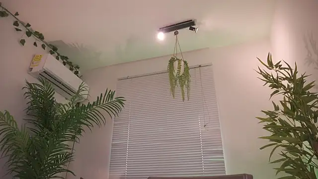 Snapshot of Cooper-Reds chatting on 01.13.26 Cooper-Reds online show from 01.13.26