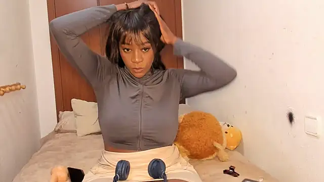 viioolleettaa online show from 03.17.26