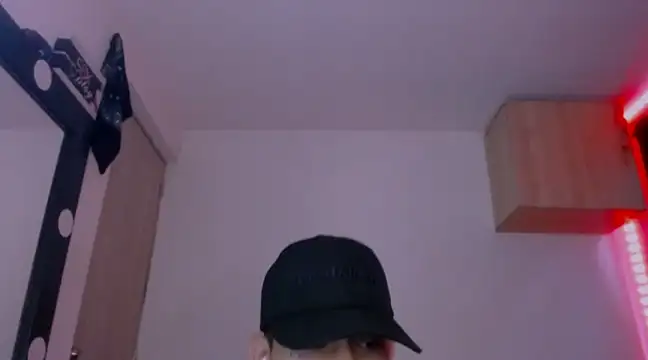 Samuel Suarez online show from 01.18.25