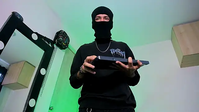 Samuel Suarez online show from 09.21.25