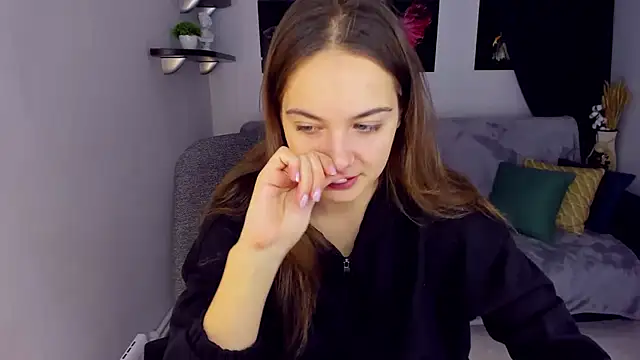 Snapshot of KristinaLoison chatting on 12.07.24 KristinaLoison online show from 12.07.24