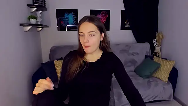 Snapshot of KristinaLoison chatting on 12.08.24 KristinaLoison online show from 12.08.24