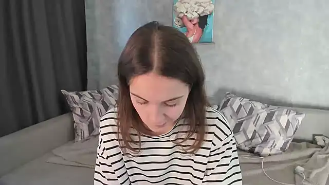 KristinaLoison online show from 02.17.26