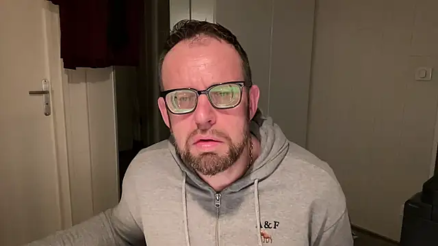 FABIOGLASSES online show from 12.22.24