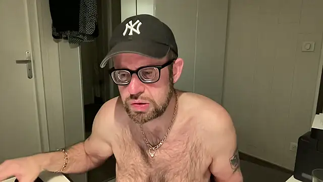 FABIOGLASSES online show from 03.13.25