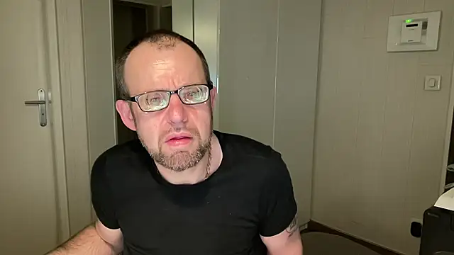 FABIOGLASSES online show from 02.24.26