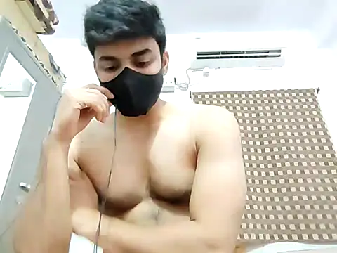 Snapshot of sukku3 chatting on 12.11.24 sukku3 online show from 12.11.24