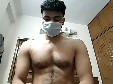 Snapshot of sukku3 chatting on 12.18.25 sukku3 online show from 12.18.25