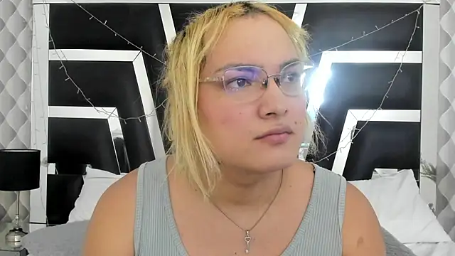 katya kozlov online show from 11.22.25