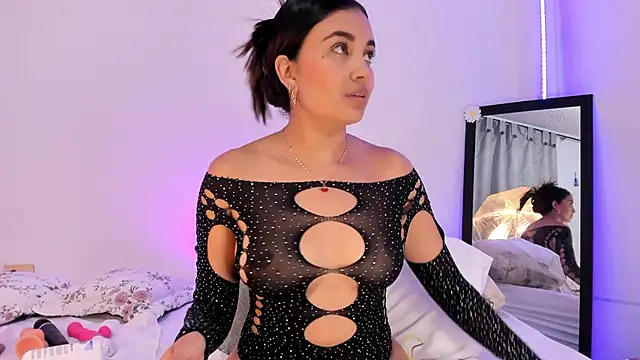 aisha es online show from 01.14.25