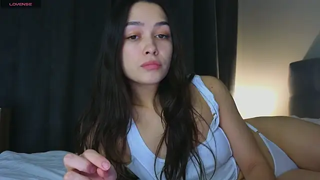 mo1ly online show from 02.17.25