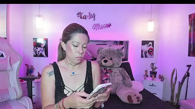 Karly moon online show from 04.20.26