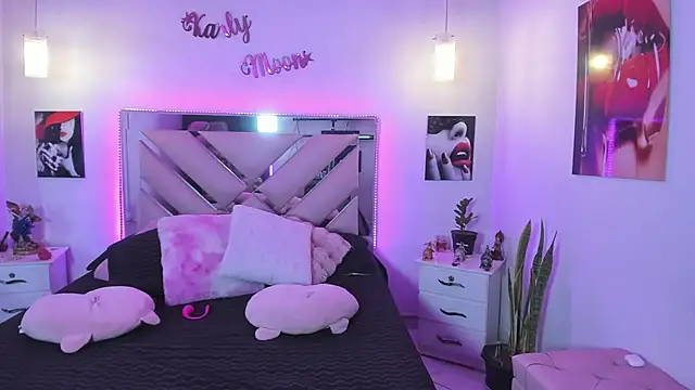 Karly moon online show from 04.26.26