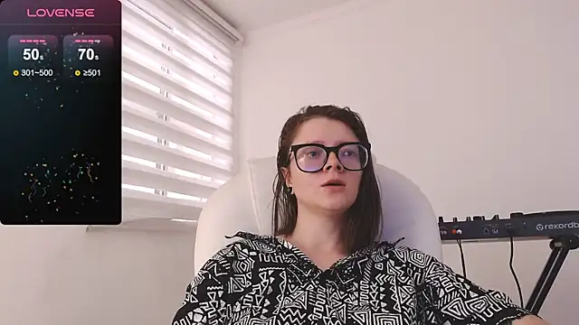 Snapshot of Arya_starrk chatting on 12.20.24 Arya starrk online show from 12.20.24