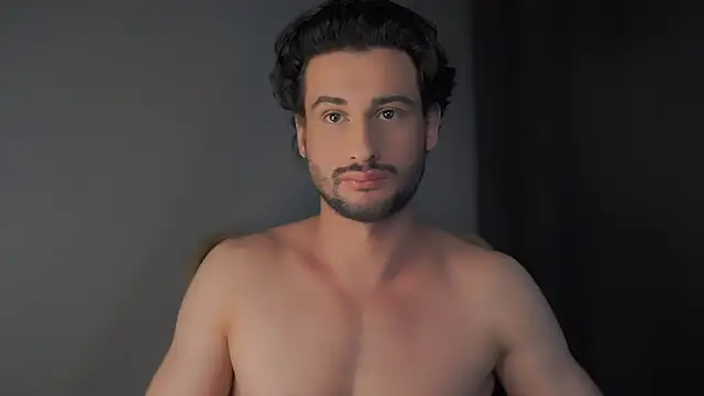 Snapshot of Keen___Luckystrike chatting on 01.08.25 Keen Luckystrike online show from 01.08.25