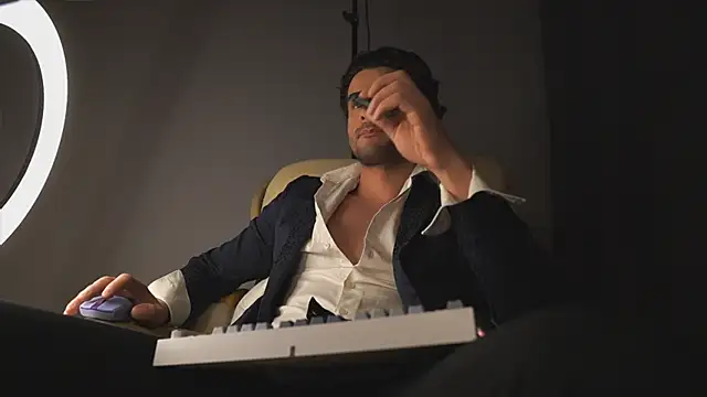 Snapshot of Keen___Luckystrike chatting on 03.02.25 Keen Luckystrike online show from 03.02.25