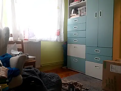 feathersify online show from 10.18.25