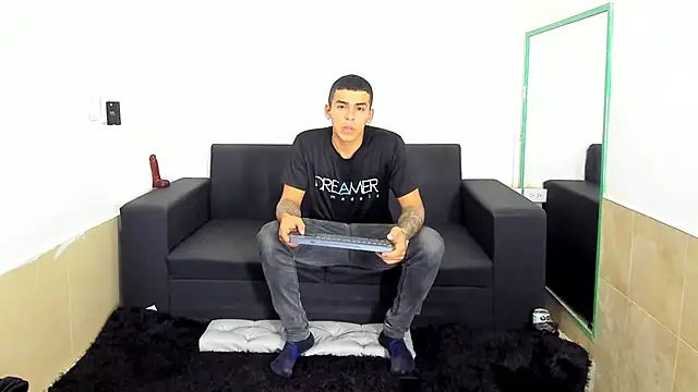 yeckodream online show from 03.20.25