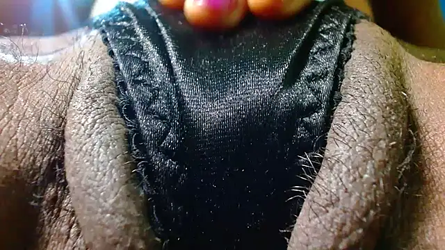 bethanywilson 23 online show from 11.04.25