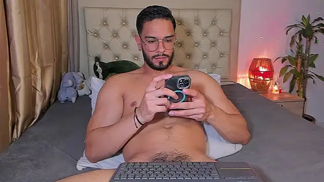 Snapshot of Josseph1_ chatting on 02.06.25 Josseph1 online show from 02.06.25