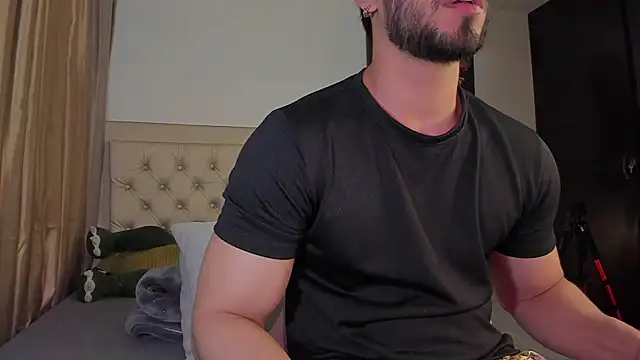 Snapshot of Josseph1_ chatting on 03.17.25 Josseph1 online show from 03.17.25