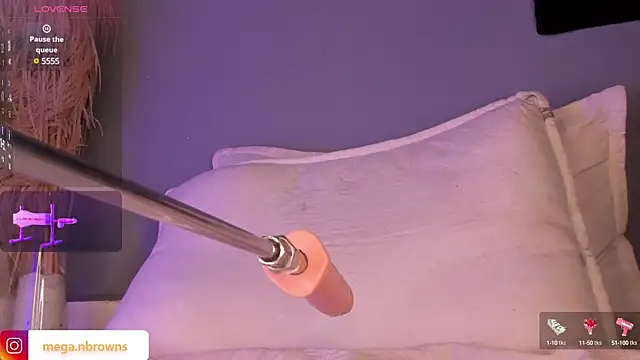 Megan browns1 online show from 03.21.25