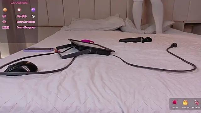 Megan browns1 online show from 11.05.25