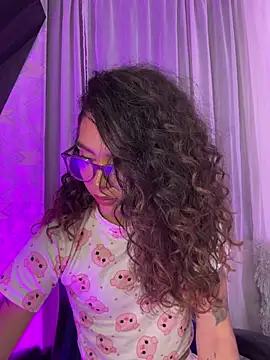 Snapshot of Samantha_Bernardo chatting on 02.06.26 Samantha Bernardo online show from 02.06.26