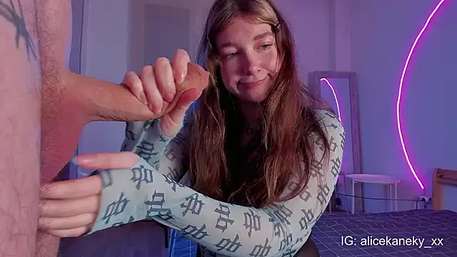 alicekaneky online show from 02.08.26