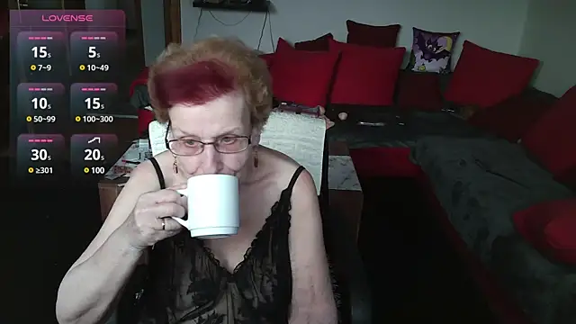 HeisseomaOriginal online show from 02.04.25