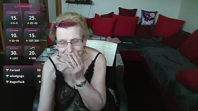 HeisseomaOriginal online show from 02.12.25