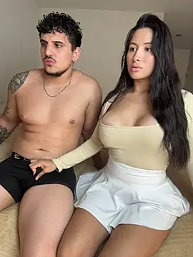 Snapshot of Sexandfire chatting on 11.27.25 Sexandfire online show from 11.27.25